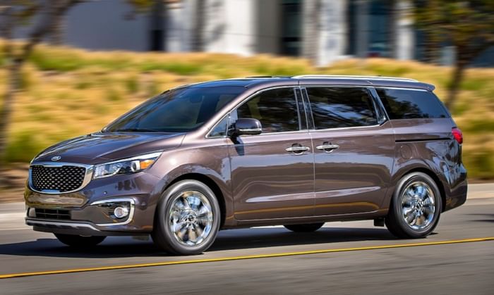 Kia Carnival MPV to come to India as premium Innova rival